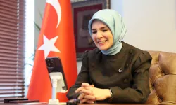 'Fon'la yuva kuran ailenin ilk bebeğine Bakan Göktaş'tan tebrik