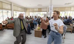 Emekli evlerinde bayram coşkusu