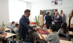 İzmir’de Yeni Eğitim-Öğretim Yılının İlk Ders Zili Çaldı