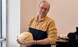 Jeomorfolog Ahmet Bolat Kahramanmaraş'ta dinozor yumurtası buldu