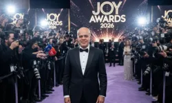 Kırmızı halıda bu kez Türk gazeteci Habib Aytekin konuşuldu