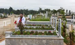 Antalya Büyükşehir 6 Şubat'ta hayatını kaybedenleri andı