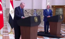 Cumhurbaşkanı Erdoğan es-Sisi ile görüştü... Ticaret, turizm ve bölgesel barış gündemde