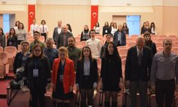 EÜ’de “Kanseri Bilimle Anlamak” konferansı düzenlendi