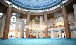 Kocaeli Kartepe Kent Meydanı Camii ilk teravihle açılıyor