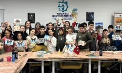 Kocaeli'de atık malzemeleri sanata dönüştürdüler