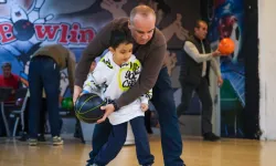 Kocaeli'nin Bilgievleri'nden baba-oğul bowling turnuvası