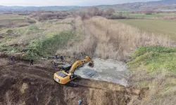 Tekirdağ'da denize akan su tarlalara can oldu... Kuraklığa 'bent' çekildi!