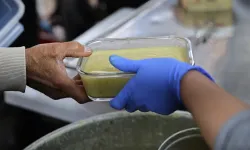 Antalya Mobil Aşevi Kepez'de ikramda bulundu