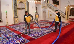 Balıkesir'de cami ve mezarlıklar bayram ziyaretine hazırlanıyor