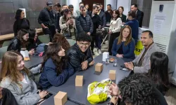 Bornova'da Gülşah Durbay Gençlik Merkezi'nde sıcak buluşma