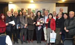 Bursa Nilüfer'de Dünya Şiir Onur Ödülü Nisa Leyla'ya verildi