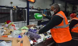 Bursa Yıldırım'da geri dönüşüm her ay 5 bin ağacı kurtarıyor