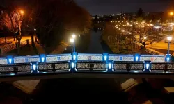 Eskişehir'de İskele 26'ya ışıl ışıl dokunuş ve yeni köprü