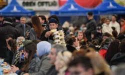 İzmir'de Balçovalılar aynı sofrada buluştu