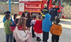 Miniklere yangın güvenliği eğitimi