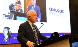 Cemil Çiçek Malatya'da 'Özallı Yıllar'da konuştu