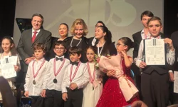 Genç yeteneklerin yıldızı İzmir'de parladı