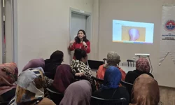 İstanbul Maltepe'de kadın sağlığı için farkındalıklar sürüyor