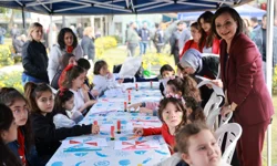 İzmir Karabağlar'da Çocuk Şenliği ilçeyi sardı