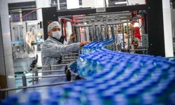 Her ay İzmir'in nüfusu kadar su Şaşal'da şişeleniyor