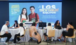 Beylikdüzü LGS tercih döneminde öğrencilerin yanında