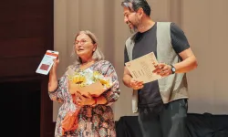 Gençlerin ortak hikâyesi İzmir'de sahneye taşındı