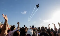 İzmir'de havada karada kurtuluş coşkusu...