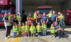 Sakarya'da minikler itfaiyeci oldu, afet bilincini deneyimledi