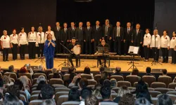İzmir İleri Yaş Sempozyumu afetlerde yaşlıların güvenliği konuşuldu