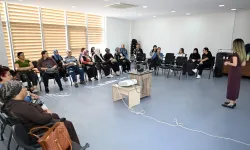 Mersin'de ailelere güvenli internet eğitimi