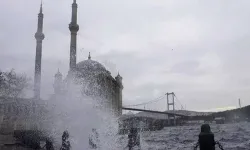 Meteoroloji'den kuvvetli yağış ve fırtına uyarısı! Ege ve Marmara'da dikkat!