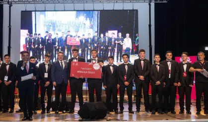 'Genç Sesler Medeniyet Ezgileri'nde ödüller sahiplerini buldu