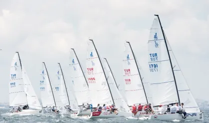 İstanbul Boğazı, yelkenlilerin ihtişamlı finaline hazırlanıyor