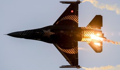 SİZ UÇUN... SESİNİZ DOSTA GÜVEN,DÜŞMANA KORKU VERİYOR!