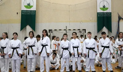 Bursa Osmangazi'de 300 karateci kuşak sevinci yaşadı