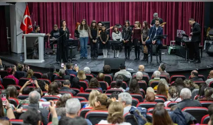 İzmir Bornova'da efsane notalar yankılandı