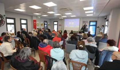 İzmir Efes Selçuk'ta kompost eğitimi yoğun ilgi gördü