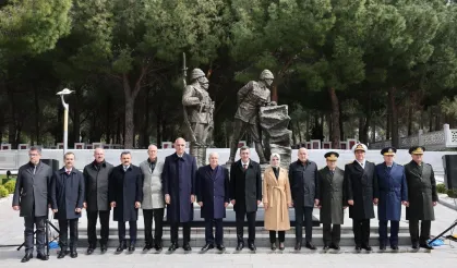 Çanakkale şehitleri Gelibolu'da anıldı