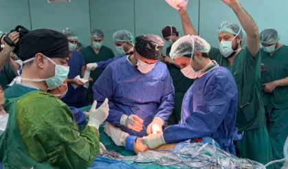 DEÜ'de menisküs cerrahisinde Türkiye'de bir ilk gerçekleşti