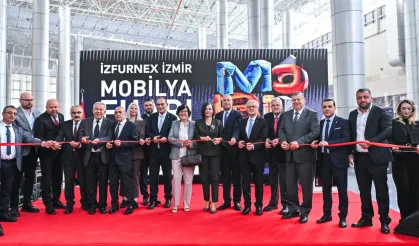 İZFURNEX 2026 İzmir Mobilya Fuarı kapılarını açtı