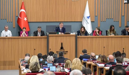 Başkan Tugay: İzmir dezenformasyon baskısı altındadır