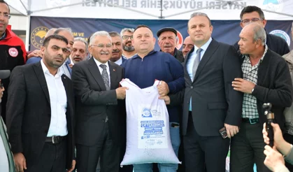 Kayseri Büyükşehir'den çiftçiye dev destek