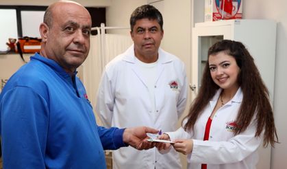 Kolon kanserinde erken teşhis için test kitleri dağıtıldı