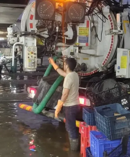 Manisa Salihli'de yaralar sarılıyor