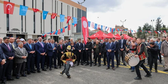 Gaziantep 'Şehrim Okulum' projesiyle Türkiye'de pilot il oldu