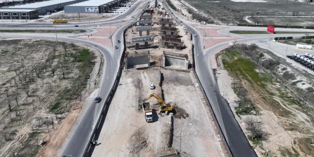 Konya'da TÜMOSAN Kavşağı'nda çalışmalar sürüyor