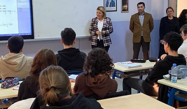 Başkan Hürriyet lise öğrencileriyle buluştu