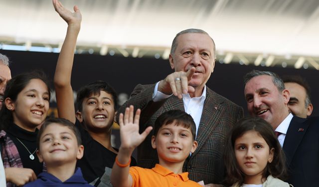 Erdoğan;“umut yolcularını ülkemize getiriyoruz”
