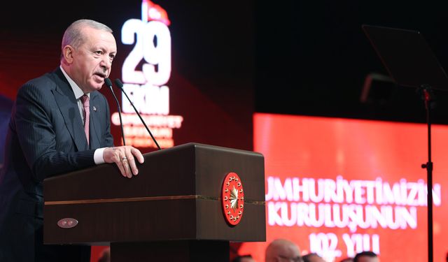 “Türkiye Yüzyılı’nın kilometre taşlarını döşemeye devam ediyoruz”